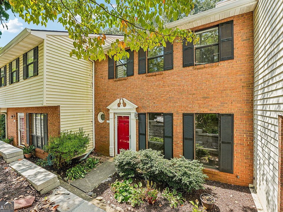 1st image of 3190 Cape Cir