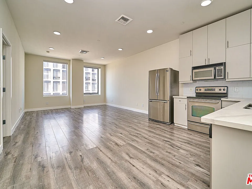 3810 Wilshire Blvd #1001