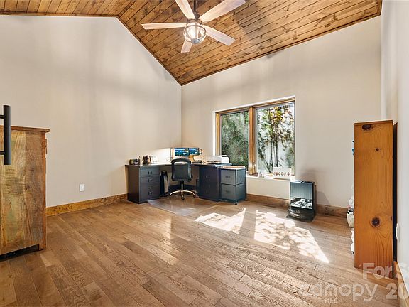 24th image of this home