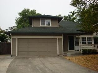 112 Ahlstrom Cir, Cotati, CA 94931