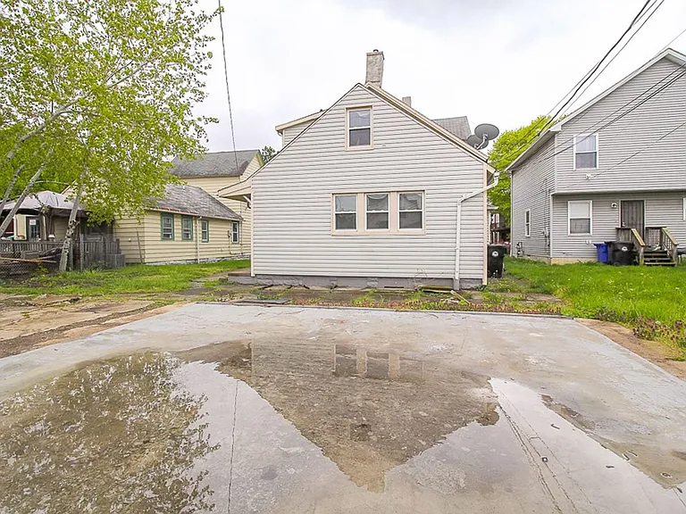 3104 Seymour Ave — Photo 21