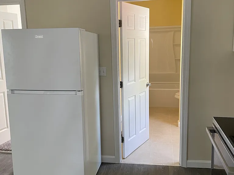 17 Stevens Ave #1 — Photo 3