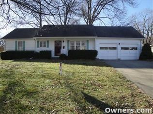 9242 Hadley St, Overland Park, KS 66212