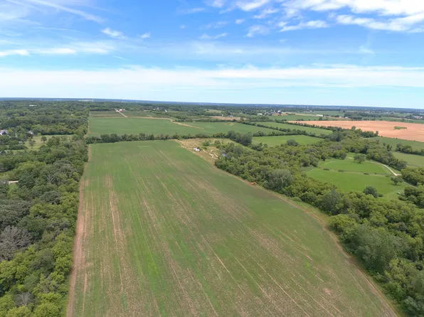 Beck Rd, Marengo, IL 60152