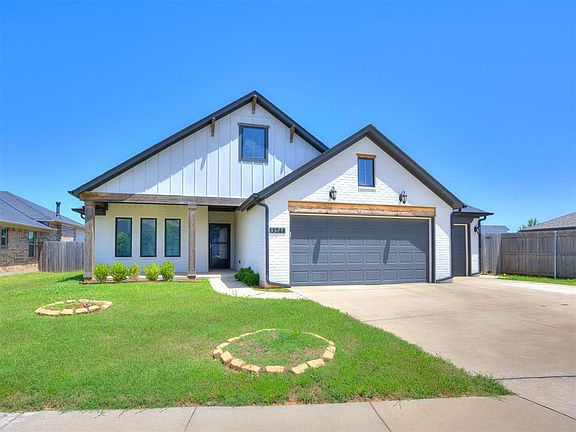 2nd image of 13244 Sawtooth Oak Rd