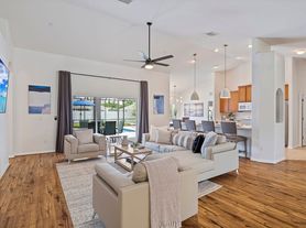 11 Wheeler Ln, Palm Coast, FL