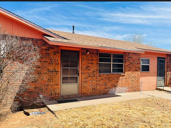 2nd image of 212 N Indio Ave