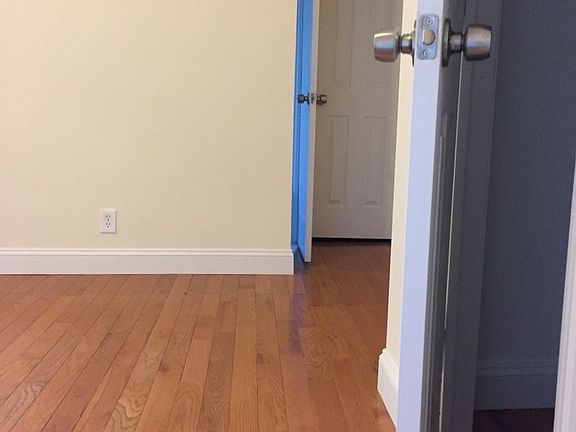 5th image of 43-21 49th St #3D