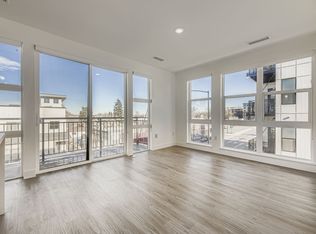 3500 S Corona St #406, Englewood, CO 80113