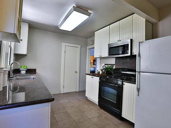 3rd image of 1196 S 7th St