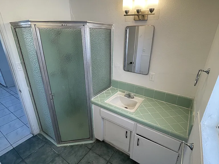 508 Desert View Dr #1 — Photo 9