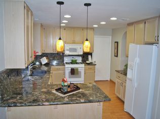10105 Country Scenes Ct, Santee, CA 92071