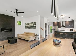 253 Willow Rd, Waynesville, NC 28786