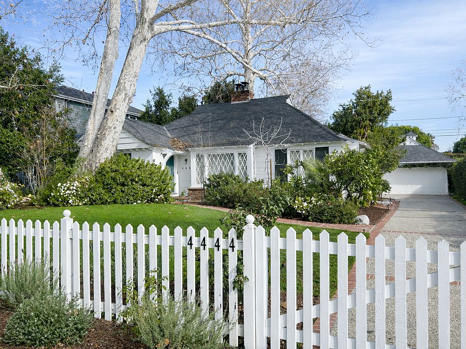 1st image of 4444 Radford Ave