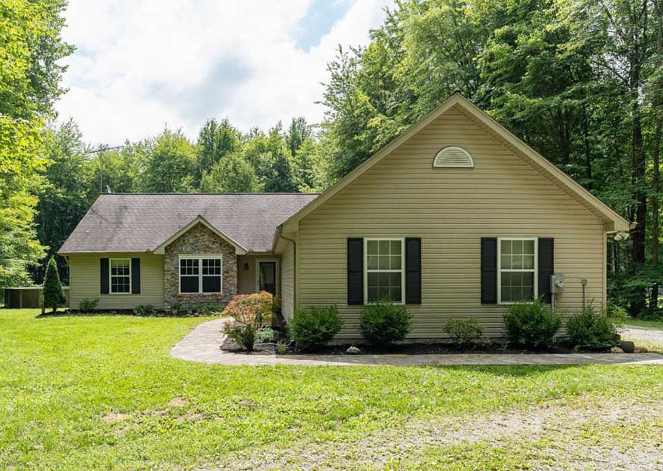 1st image of 328 Warren Dr