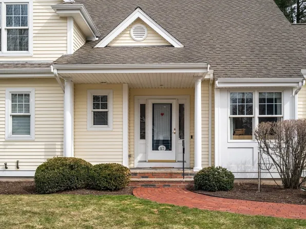 47 Holly Cir, Kingston, MA 02364