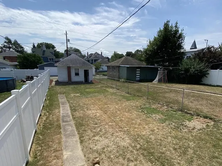 111 Spring St — Photo 23