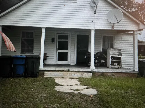 (undisclosed Address), Kinston, NC 28501