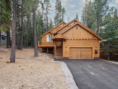 10587 Mougle Ln, Truckee, CA, 96161