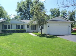 1645 Brook Ct, Aurora, IL 60504