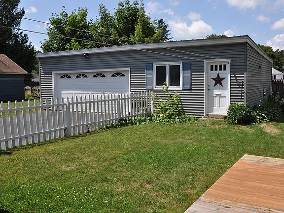 2nd image of 20 Churchill St