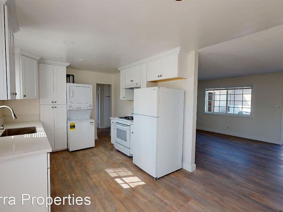 1st image of 2168 Placentia Ave #D