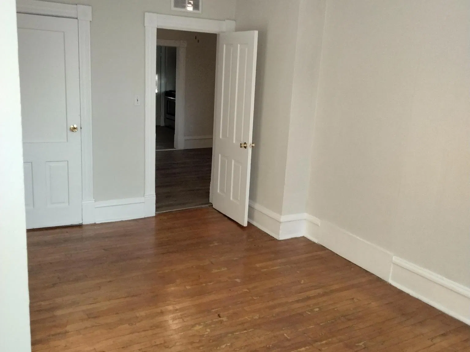 2 bed, $1,145 — Photo 2