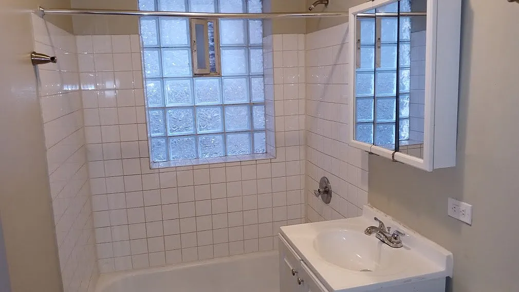 3 Bedroom Apartment on Second Floor — Photo 4