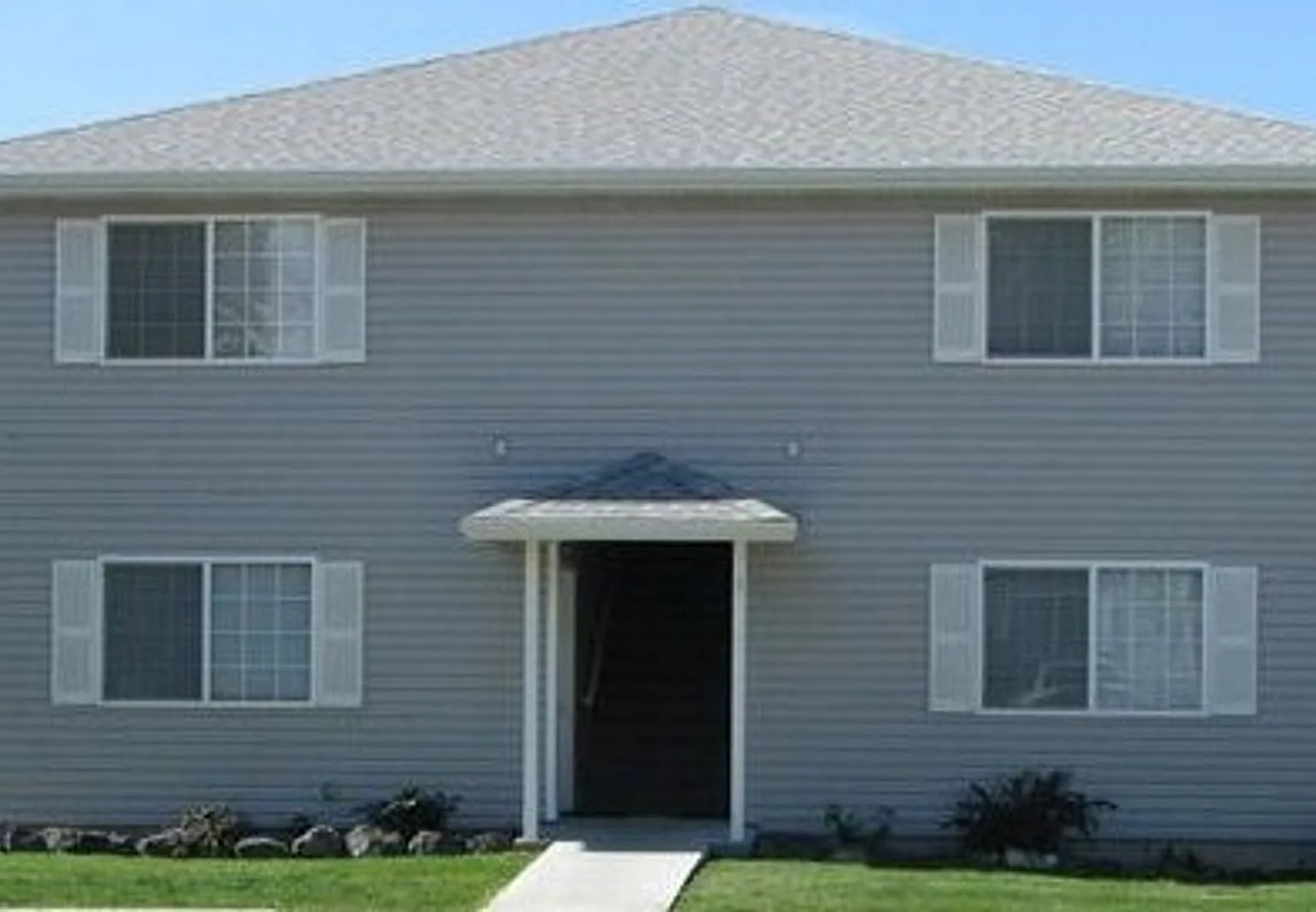 Desert Manor 4 — Photo 1