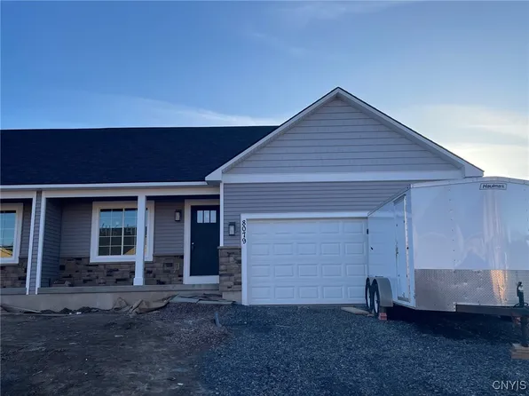 8078 Forest Ridge Ln #402, Baldwinsville, NY 13027