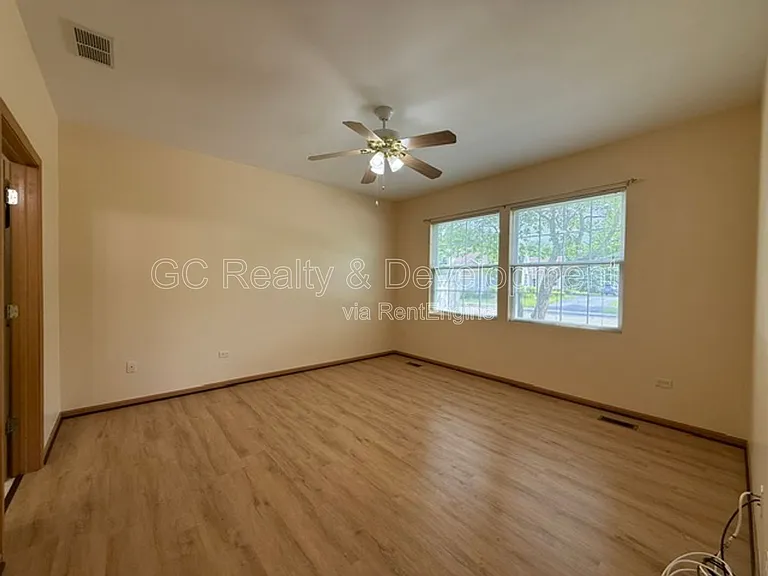 12961 Pennsylvania Ave — Photo 13