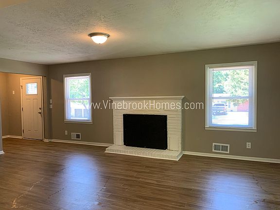 4th image of 7415 Sycamore Ave