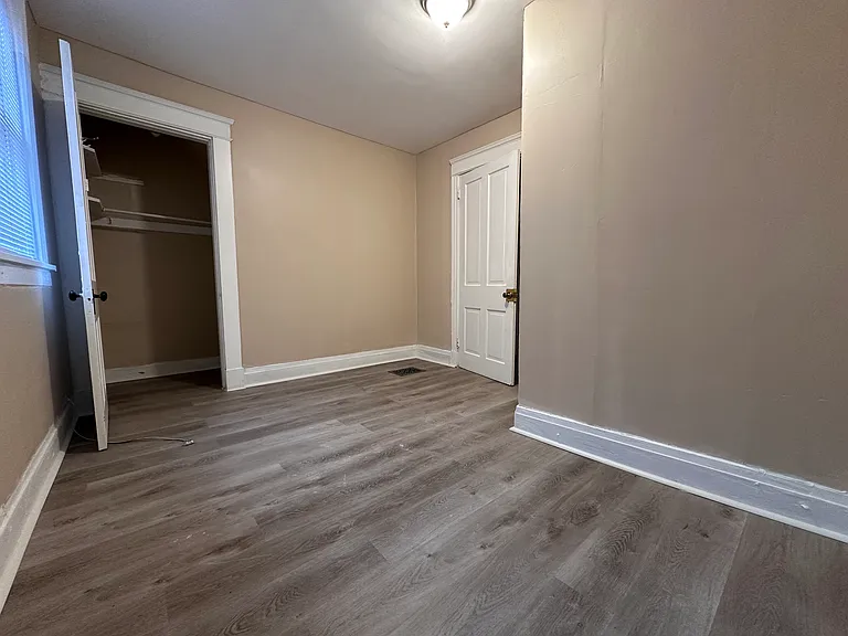 2360 Victor St #2 — Photo 5