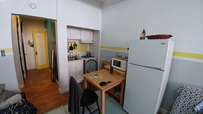 Rented by Downtown Mgt & Realty LLC | media 13