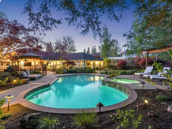 337 Canterbury Ct, Alamo, CA 94507
