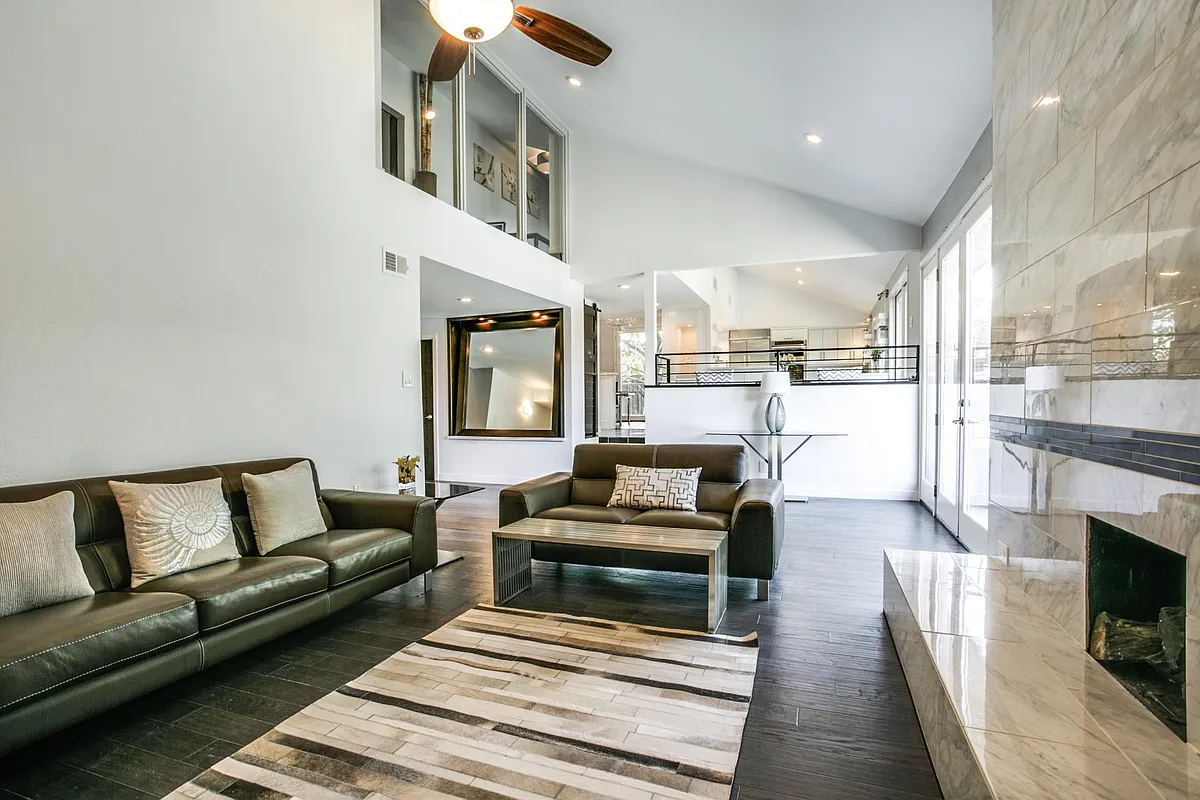 Family room, fire place, bar, walk out to wrap around updated yard - 4263 Boca Bay Dr