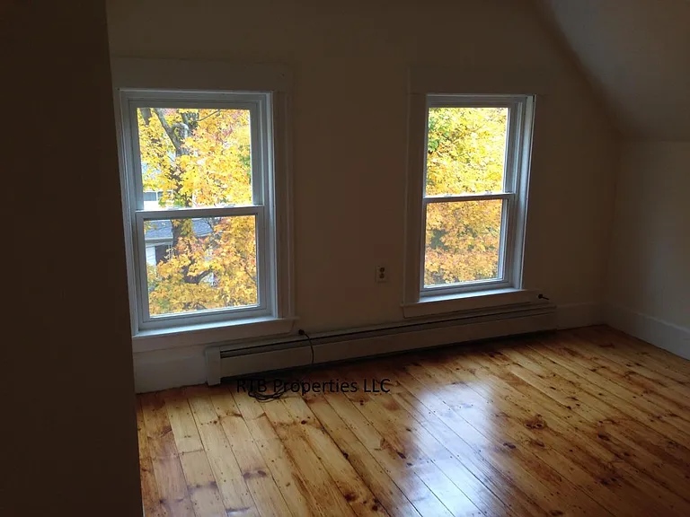 24 Baker St #3 — Photo 2