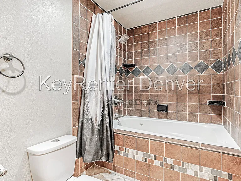 4423 S Elati St — Photo 15