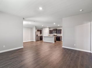 319 Seclusion Dr, Cleburne, TX 76033