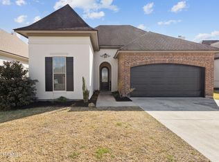 300 Sleepy Brook Rd, Lafayette, LA 70508