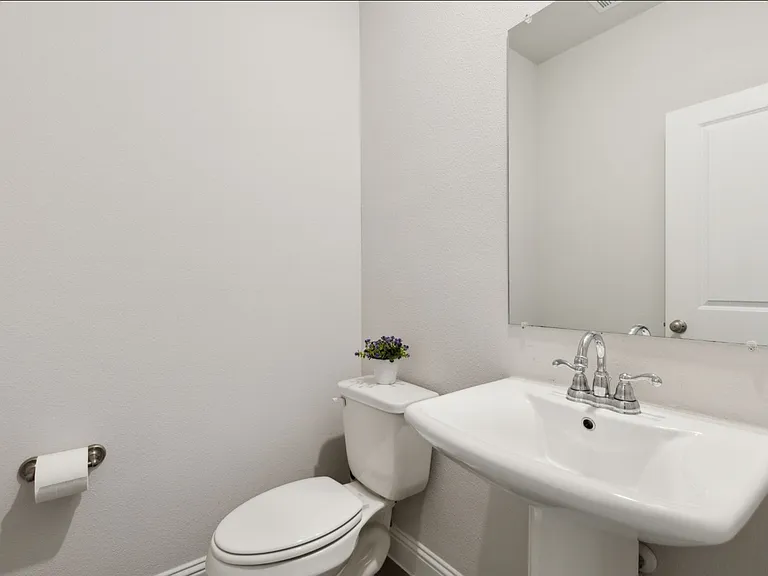 3640 Lillian Ct — Photo 25