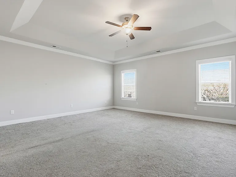 4582 Wellesley Dr — Photo 17