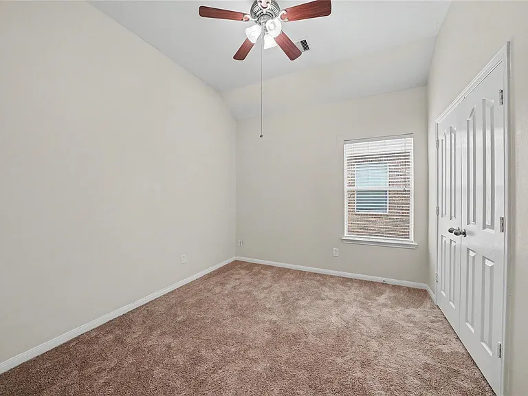 10035 Arcadian Springs Ln — Photo 15