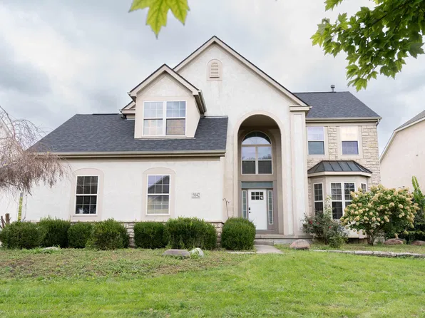 5042 Silver Woods Ln, Dublin, OH 43016