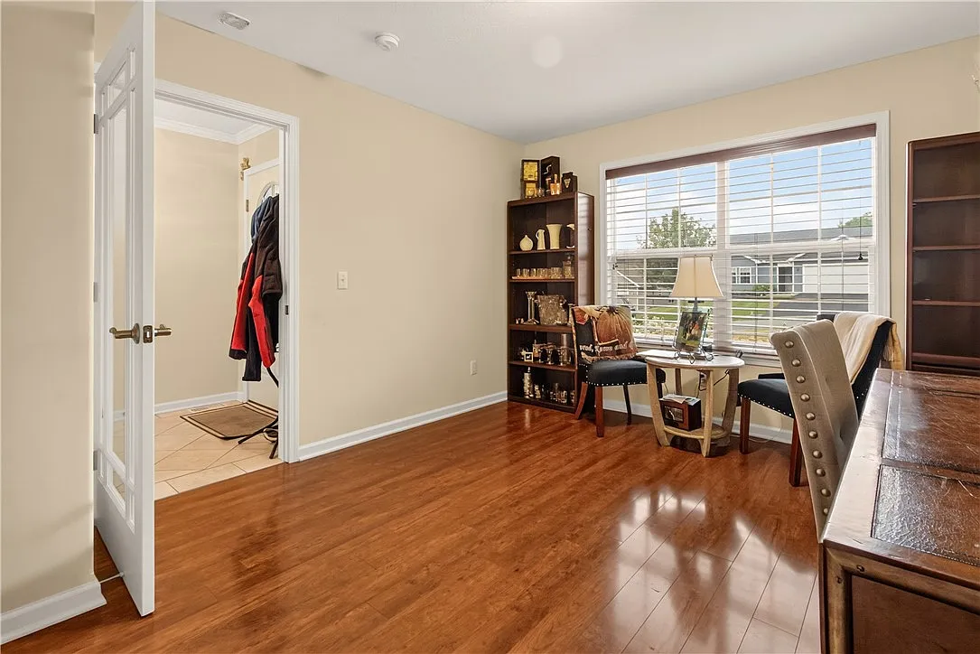 3 bed, 3.0 bath, 1785 sqft, $3,600 — Photo 4
