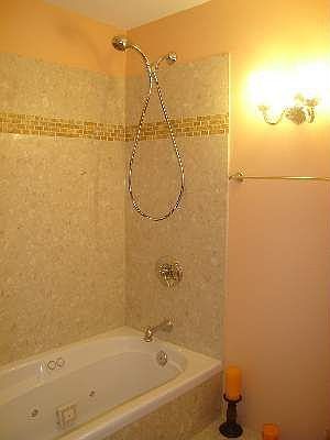 2nd image of 7141 N Kedzie Ave APT 906
