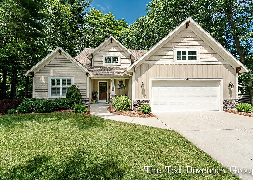 1st image of 2075 Chippewa Dr