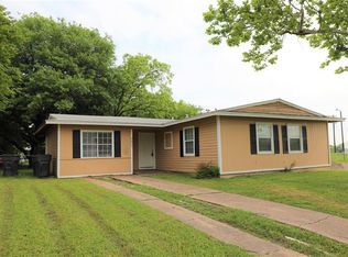 3027 Shorewood Dr, Dallas, TX 75228