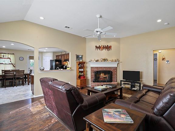 5th image of 9732 Calle Del Oro Ln