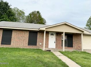 101 Case Ln, Lafayette, LA 70506